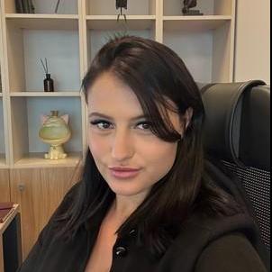 Elif Bahadır 
